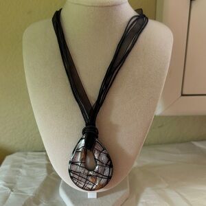 Chic Black and Silver Teardrop Necklace